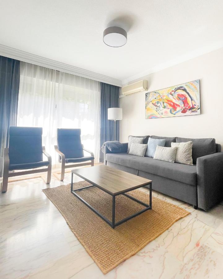 Holidays2Malaga Tomas De Echeverria 150 Mts To Beach & High Speed Wifi & Parking Διαμέρισμα Εξωτερικό φωτογραφία