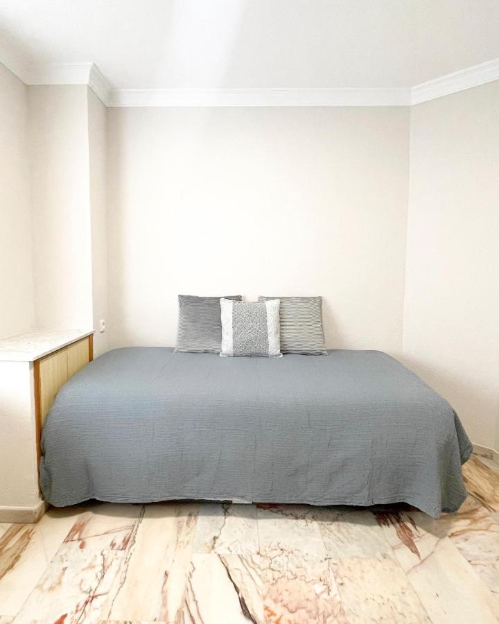 Holidays2Malaga Tomas De Echeverria 150 Mts To Beach & High Speed Wifi & Parking Διαμέρισμα Εξωτερικό φωτογραφία