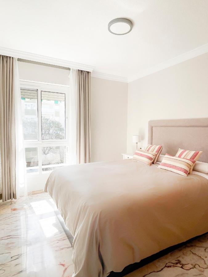 Holidays2Malaga Tomas De Echeverria 150 Mts To Beach & High Speed Wifi & Parking Διαμέρισμα Εξωτερικό φωτογραφία